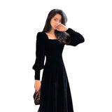Fang Collar Velvet Long-Sleeved Dress In The Fall Of 2025 New French Retro Slimming Temperament Sexy Mid-Long Dress