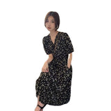 French Retro Floral Sen Series Orange Pear Summer New Broken Floral Dress Women's Wearing V-Neck A-Dress Reduction Age